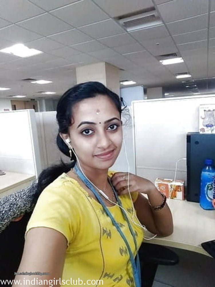 Tamil Aunty Homemade Nude Solo Sex