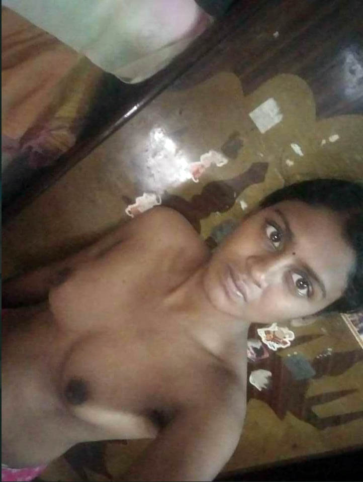 Tamil Sexy Married Wife Bathroom Selfie Pics 5 pictures