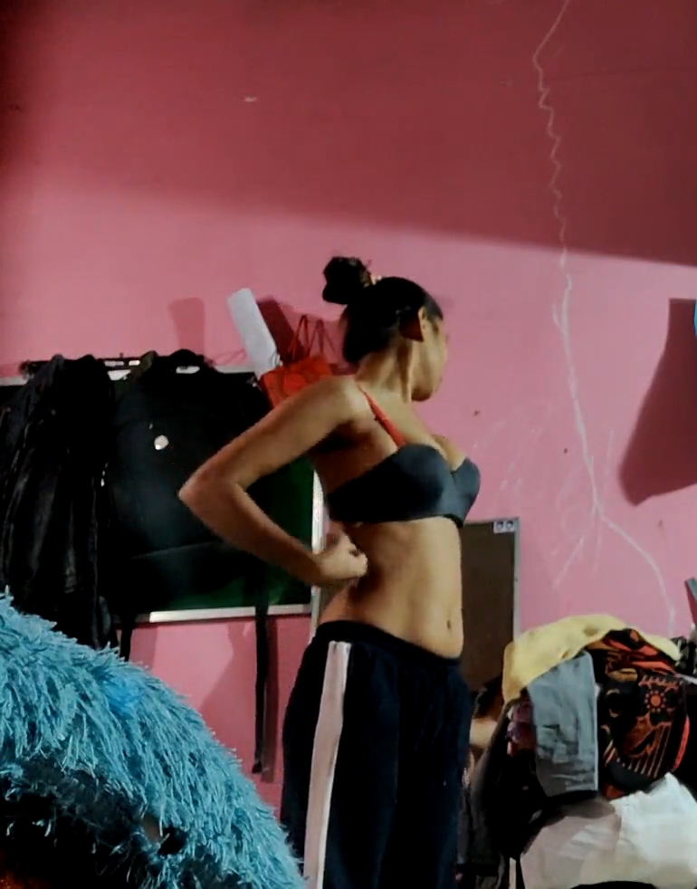 Extremely Cute Babe Changing Clothes Brother Come 2 more Clip