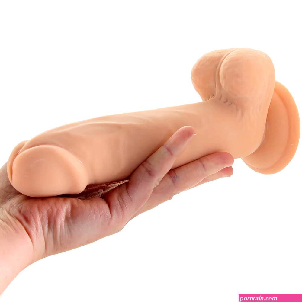 Size Queen 6 Inch Dildo in Ivory
