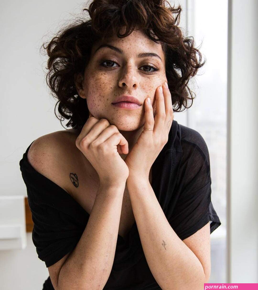 Alia Shawkat Porn Pic