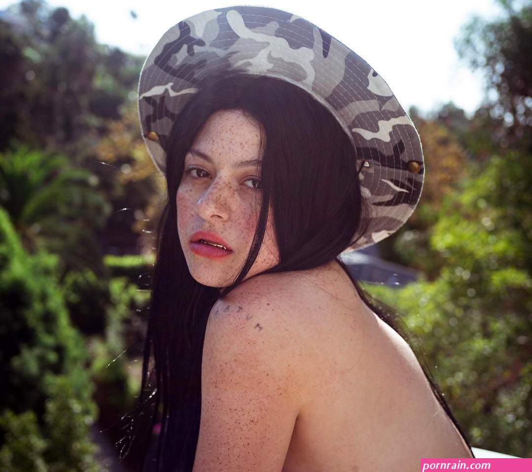 Alia Shawkat Archives