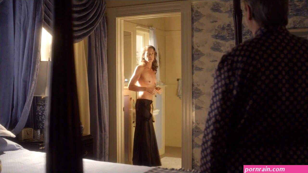 Naked Allison Janney in Masters of Sex ANCENSORED