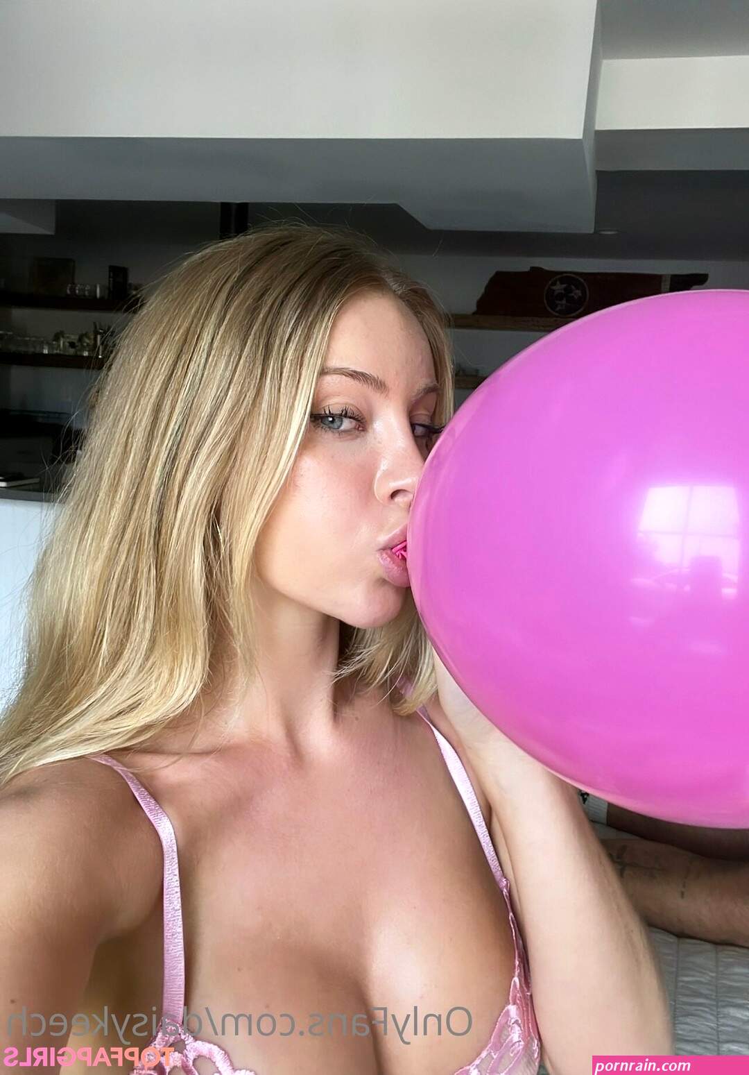 Daisy Keech Nude OnlyFans Leaked
