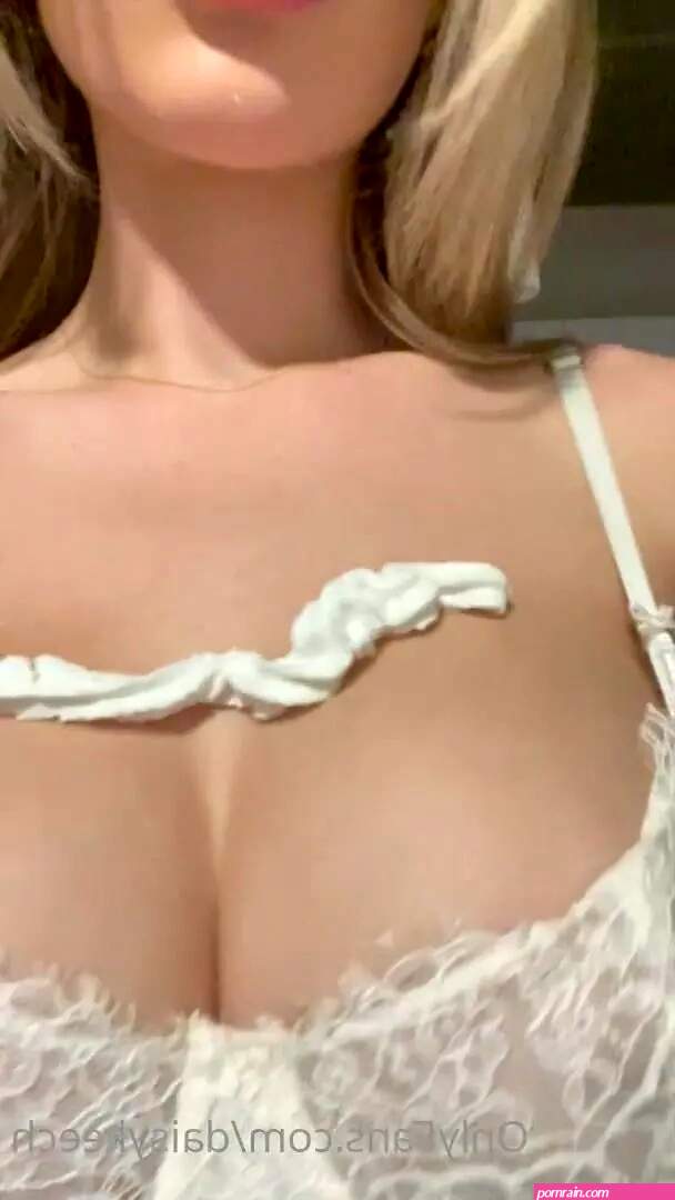 Daisy Keech Fully Naked Creamy Video