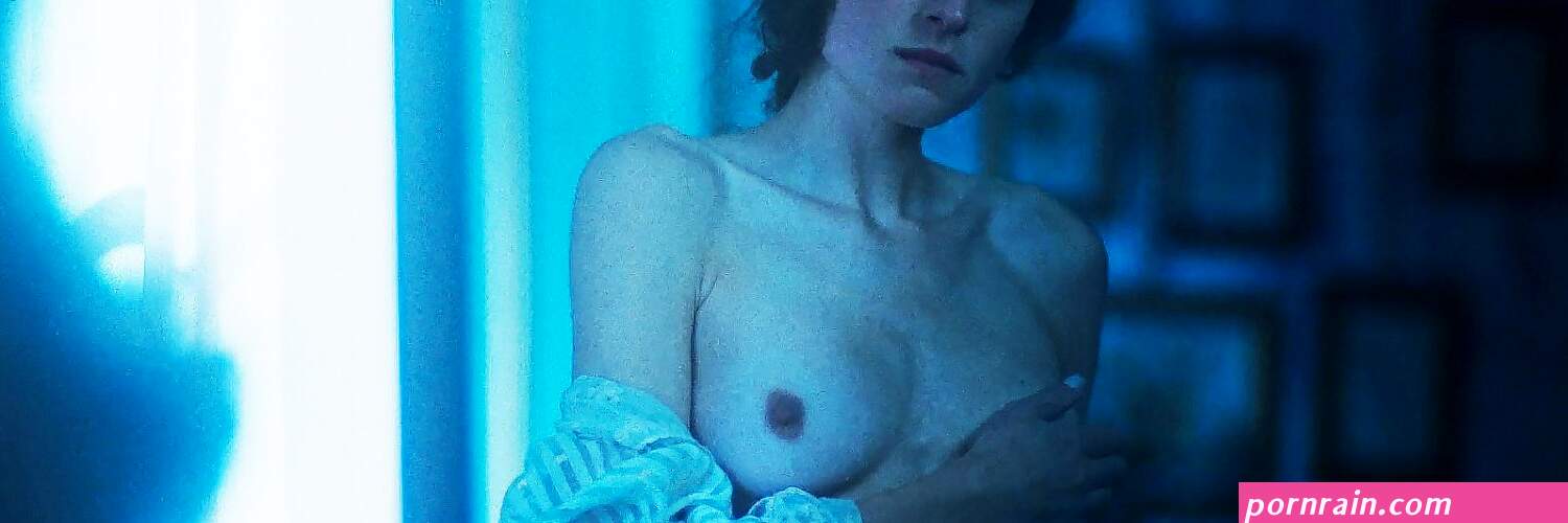 Emma Corrin Nude And Masturbating in Lady Chatterleys Lover