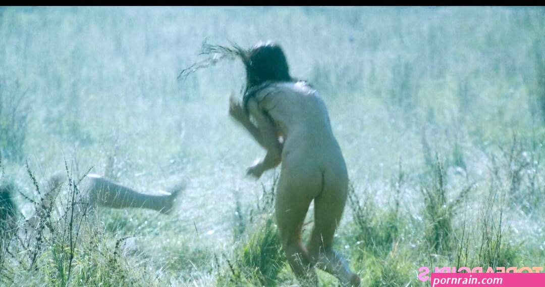 Emma Corrin Nude OnlyFans Leaked