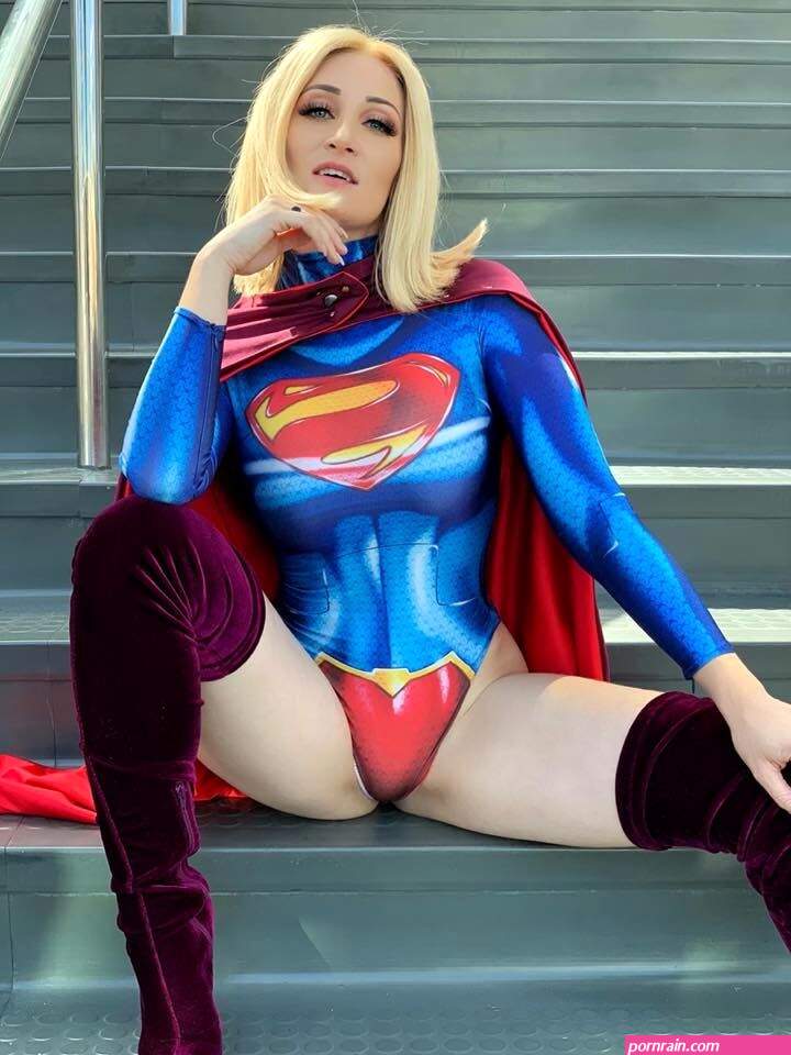 Holly Wolf as Supergirl