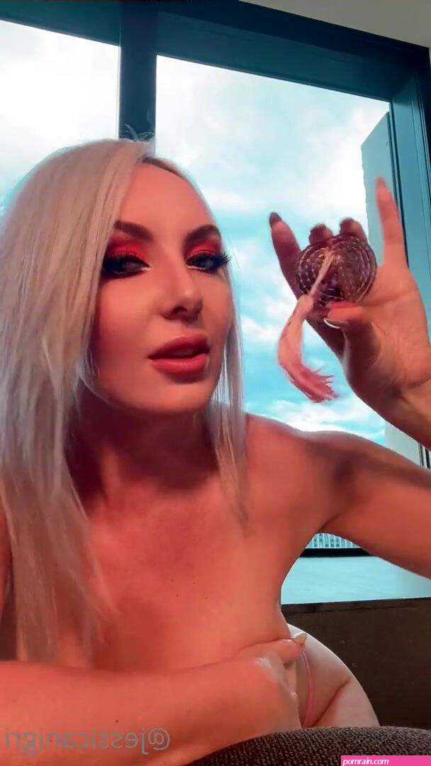 Top Jessica Nigri Topless Boobs Bounce Tape Leaked
