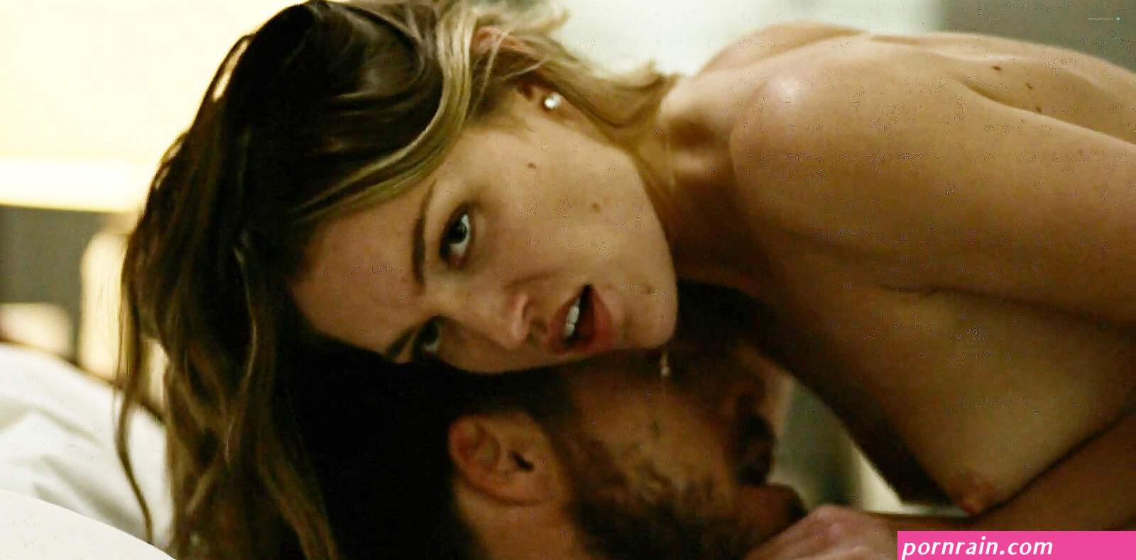 Lili Simmons Archives