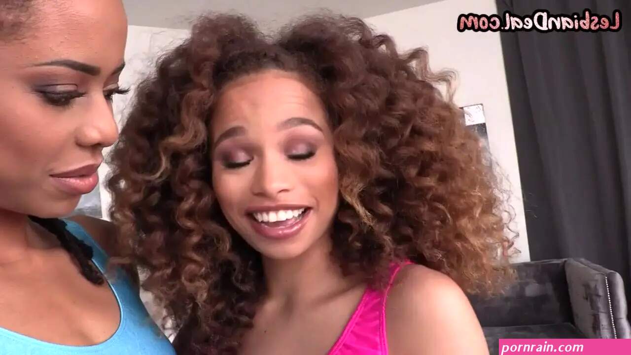 Free Black lez bitch tempted by 19yo lez lady b4 anal screwing Porn Video HD