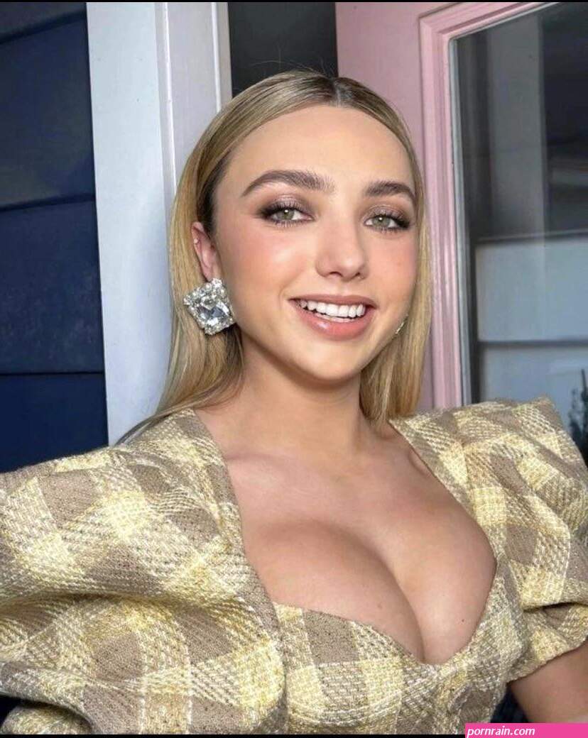 Peyton list Post By Nude Boobs cumboy277 on Celebswithbigtits