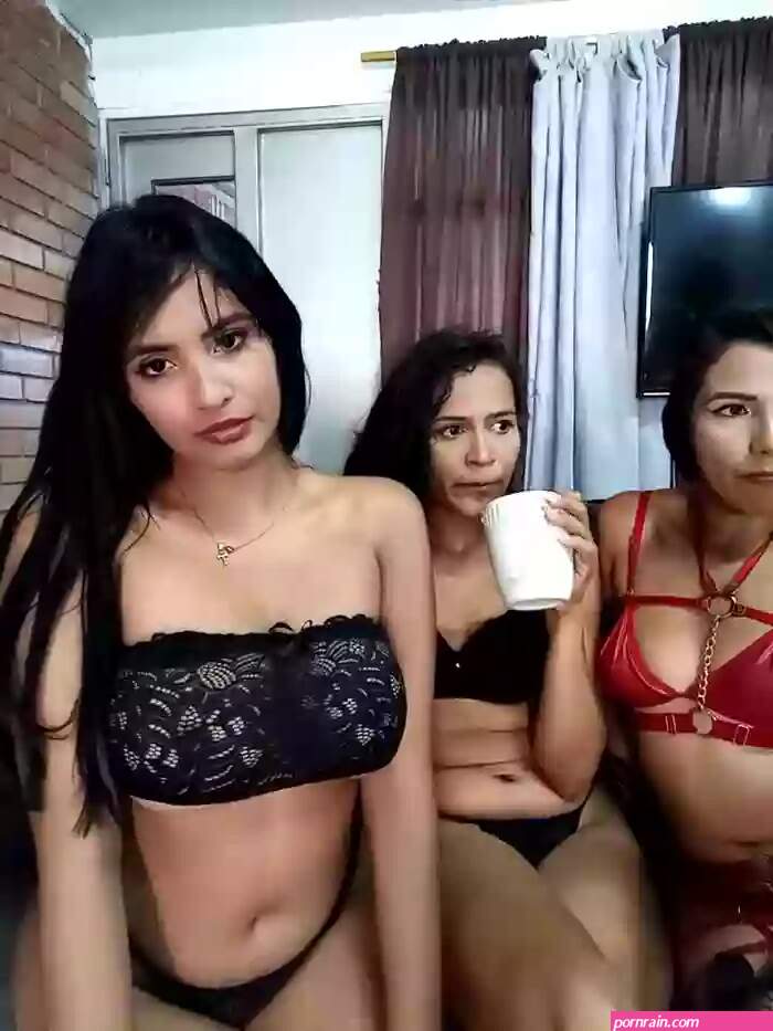 ashley69brown Stripchat Cam Show on Dec 7 2023 at 16:12:06 UTC