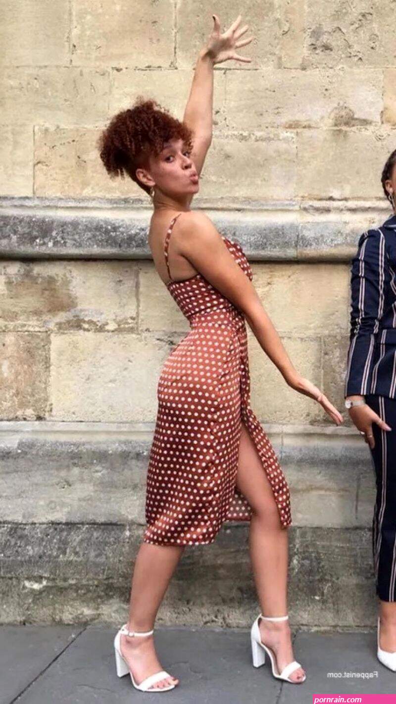 Erin Kellyman Sexy Photo Collection