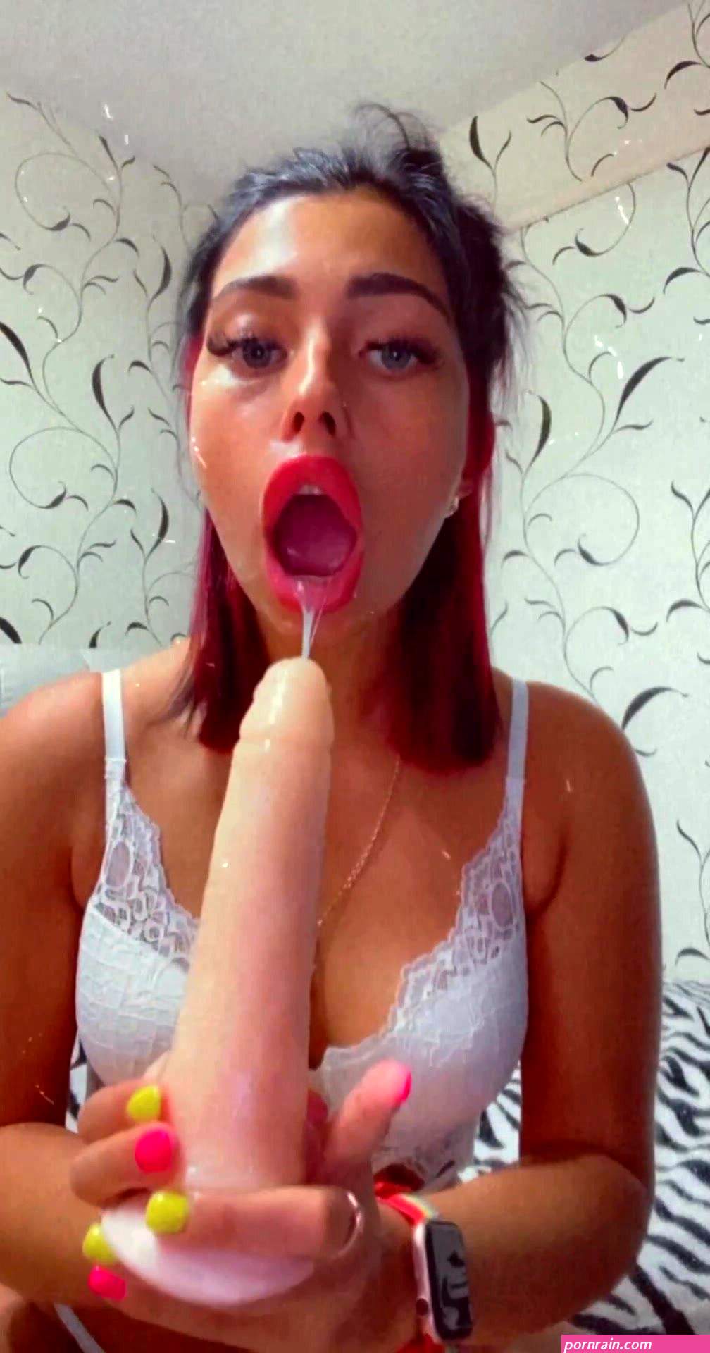 Super gagging puking Dirty Girls: latina with