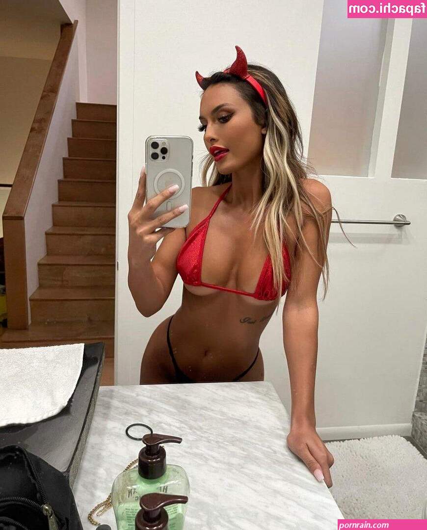 Julia Rose ITSJULIAROSE Shagmag hellojuliarose juliaroseforpresident leaked nude from OnlyFansPatreon