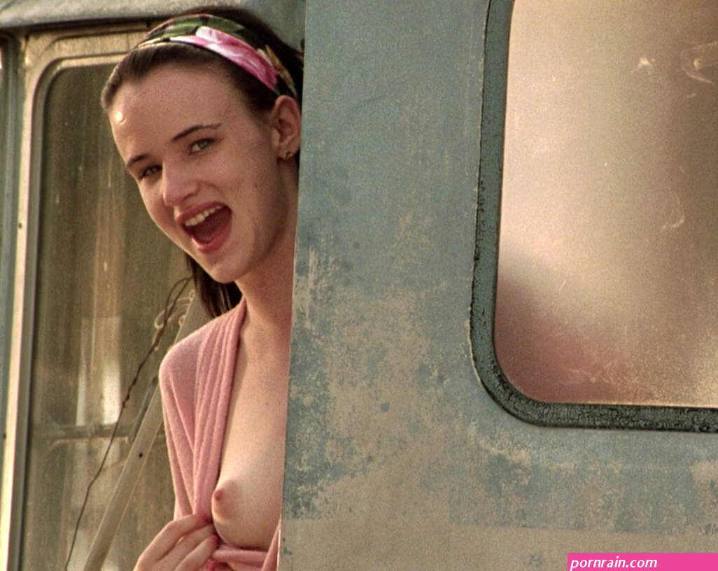 juliette lewis 1.jpg