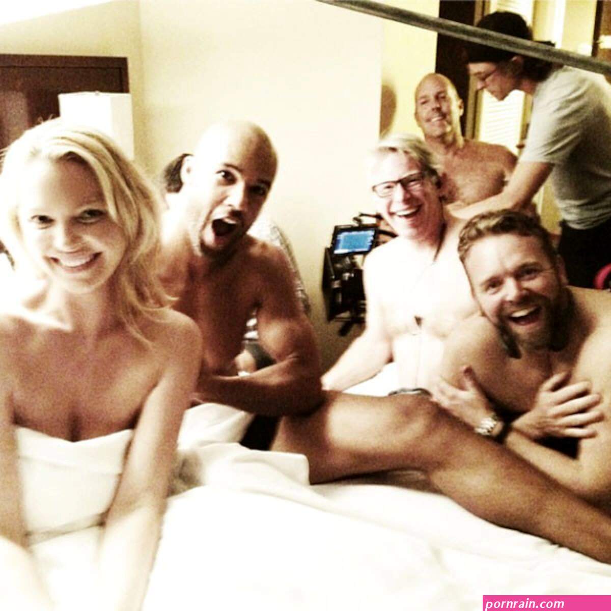 Why Is Katherine Heigl Topless in Bed With a Bunch of Men?!