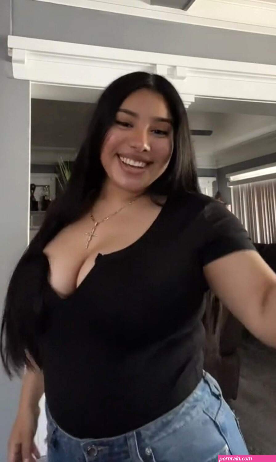 Thick Latina exposed