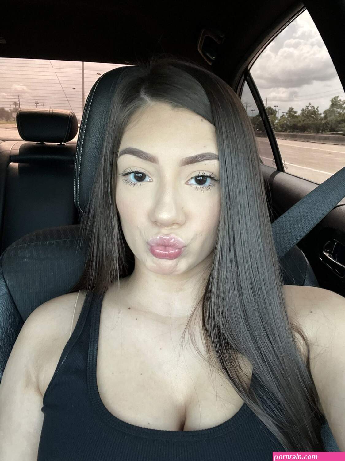 Latina thot with a huge ass