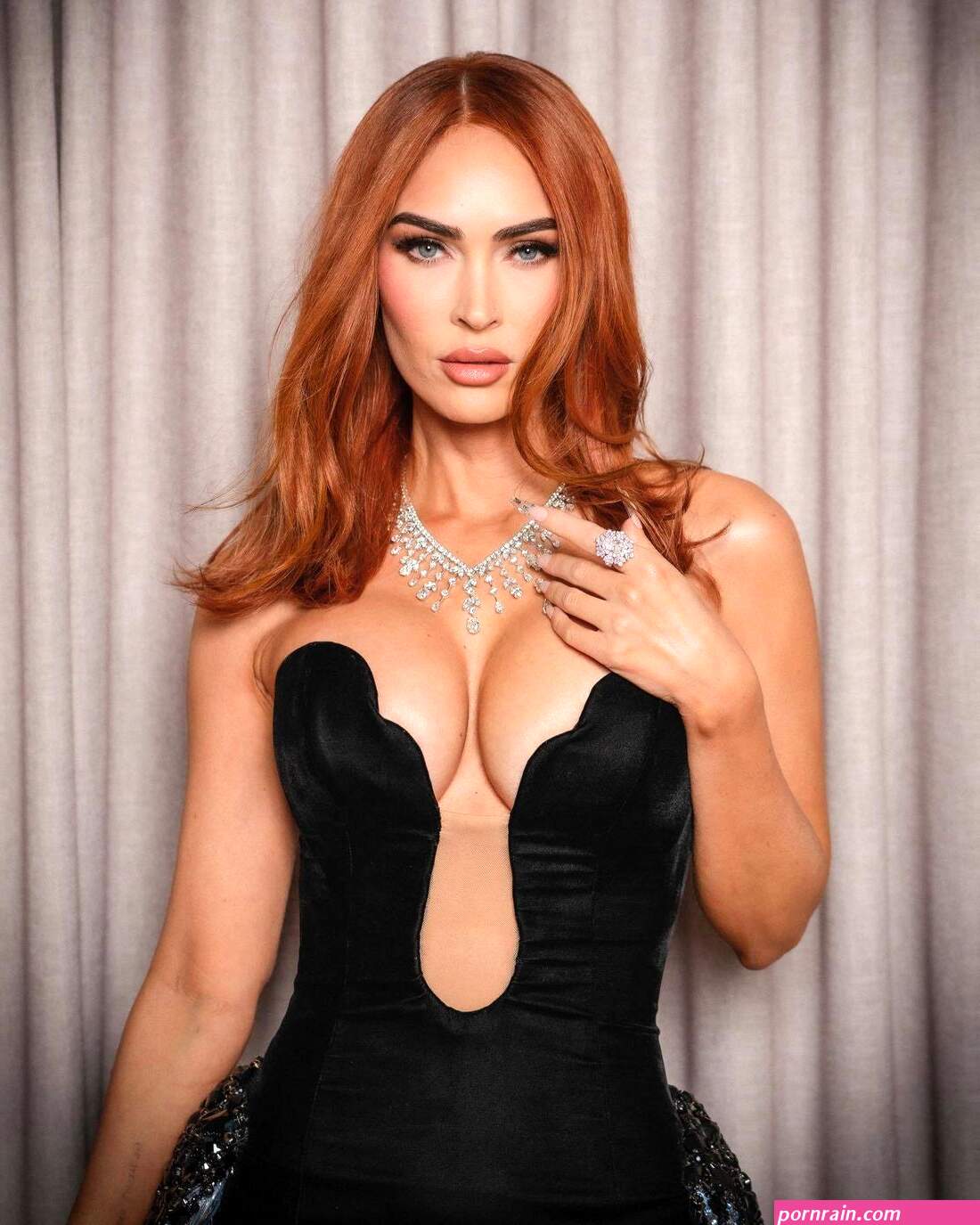 Megan Fox in a Sexy Dress for the Vanity Fair Oscar Party