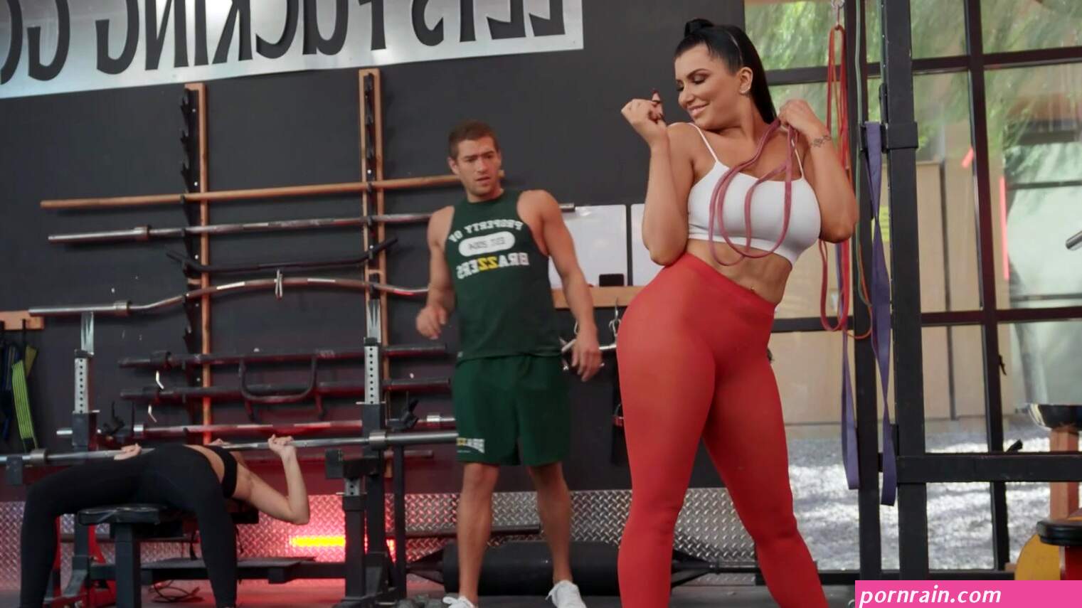 Energized MILF with thick forms nasty hard sex at the gym