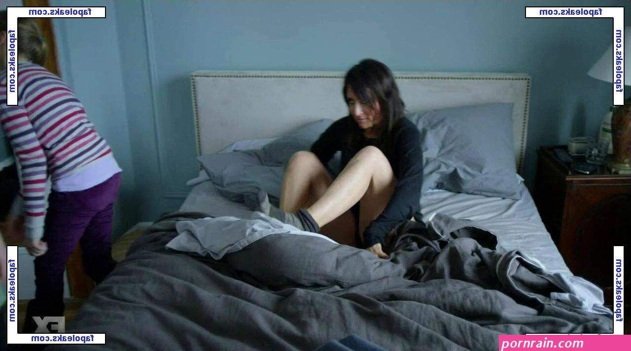 Pamela Adlon leaked nude