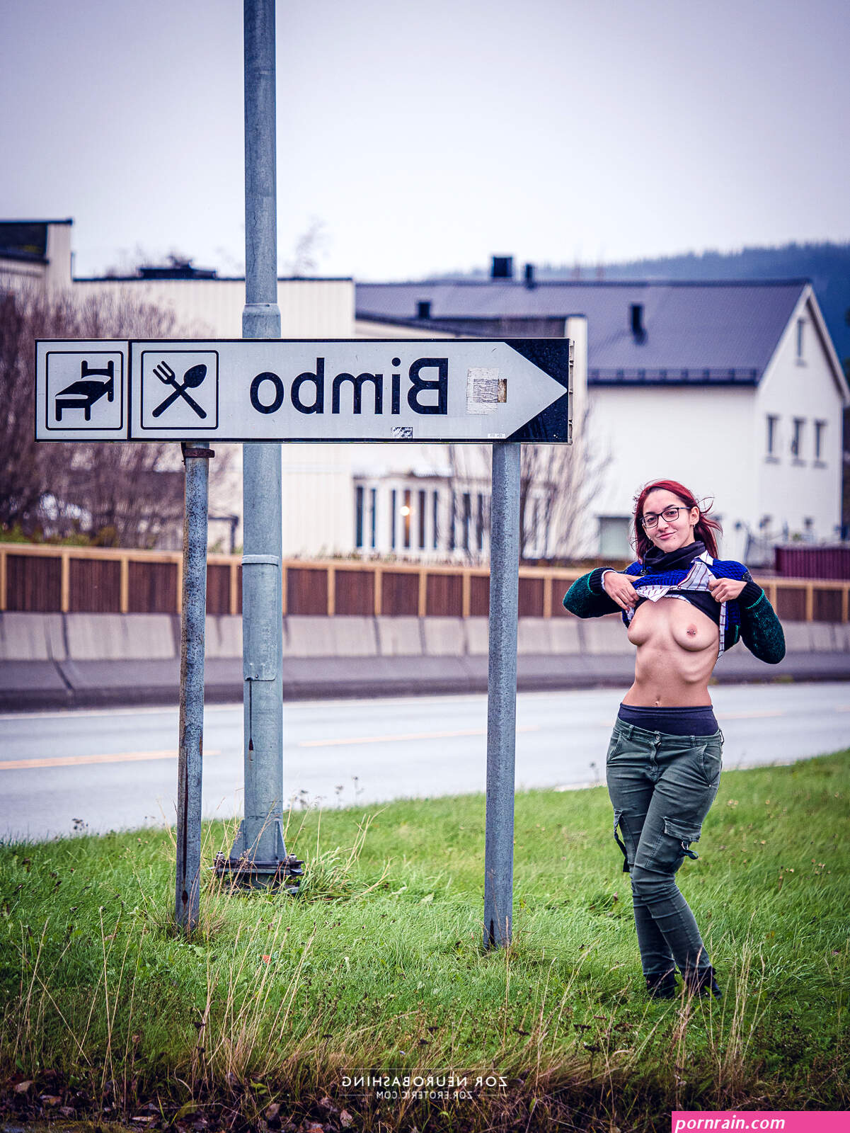 A sample from our last Onlyfans content : nsfw and public