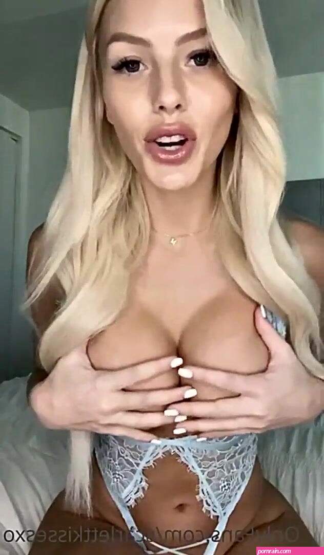 Scarlettkissesxo 3 JOI
