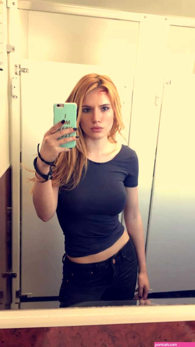 Her tits look huge here... ps the cut on her head is movie makeup.