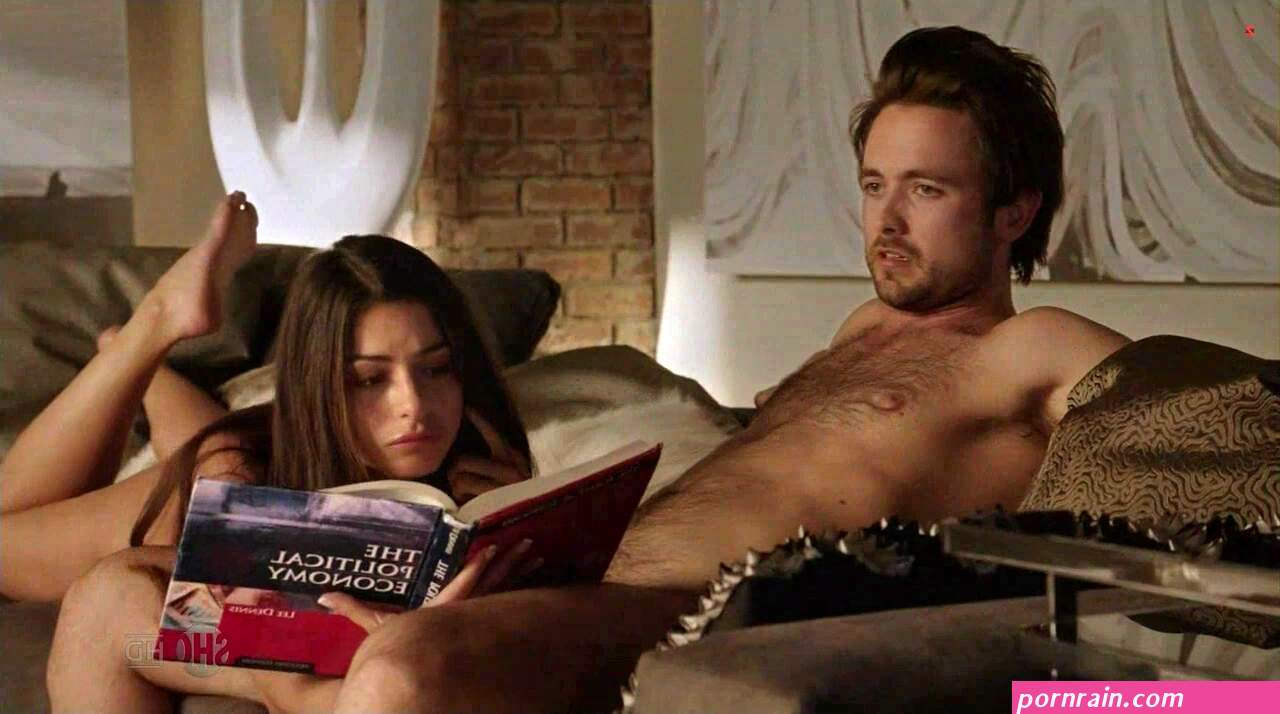Stephanie-Fantauzzi-nude-oral-sex -with-a-guy-from-Shameless-s3e5-2013-hd720p-1.jpg