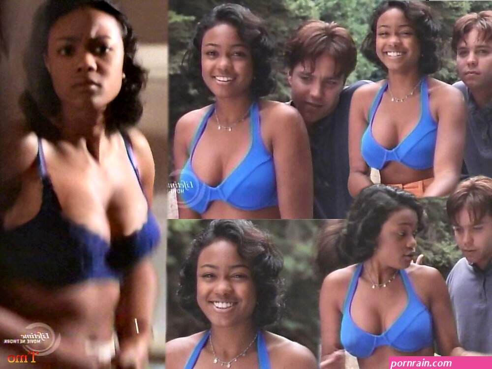 Naked Tatyana Ali in Fall Into Darkness ANCENSORED