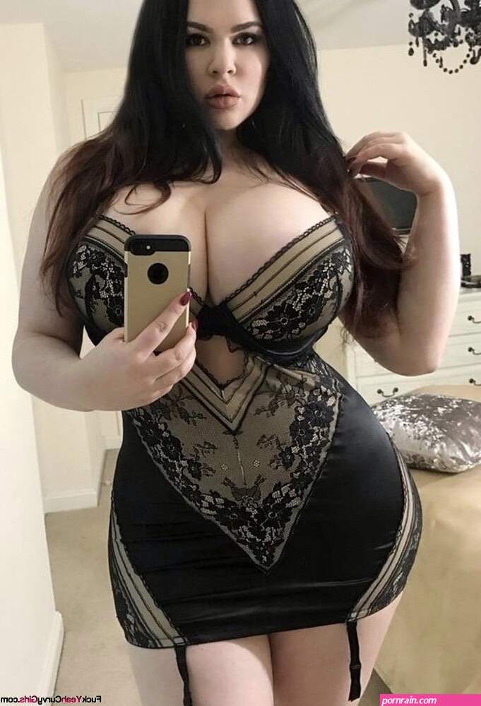 Big Tit Goth Babe