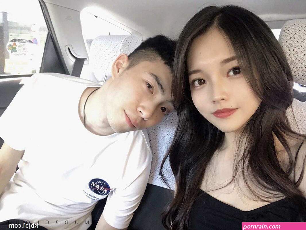 Cute Asian Teen Amateur Nudes and Sextapes