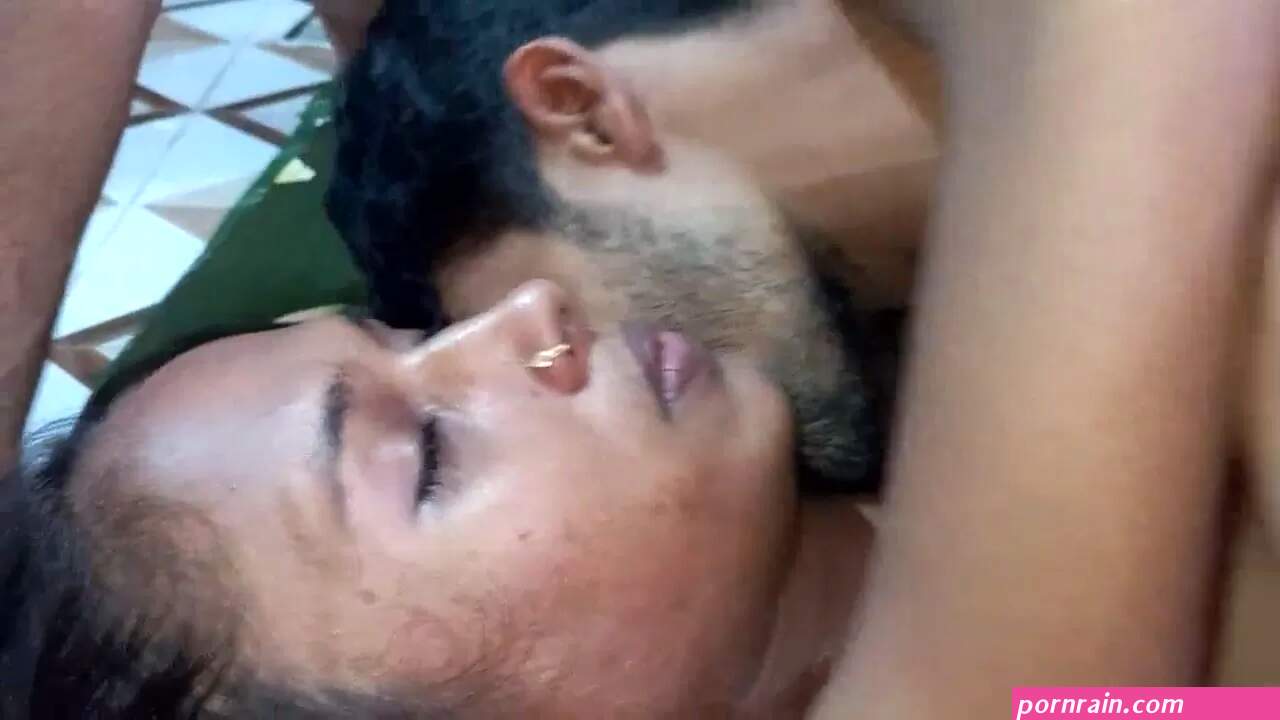 New Halloween Threesome Bengali Fuck video Best Sex Deeshi hot bikini girl Two guys watch online