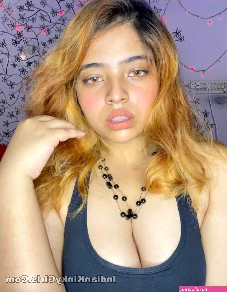 Busty Bangladeshi Girl Big Tits Photos Leaked