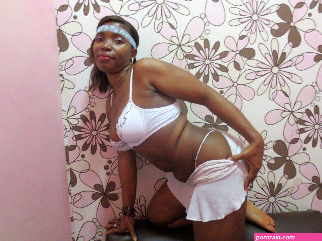 Naked black sugar mummies with hairy pussies