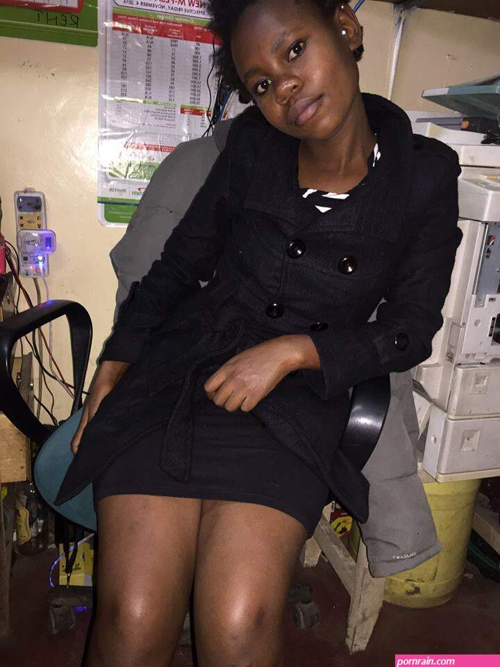Chebet-pinkie is Goddess Photo album by Kgosimpopo