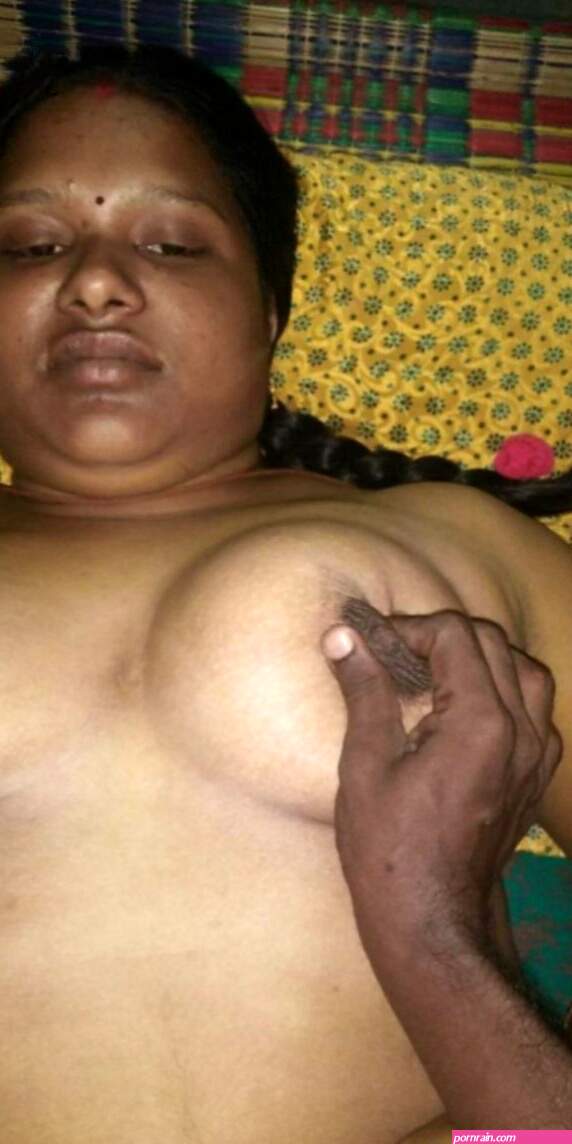 Tamil Chubby wife Homemade Nude 7 pictures