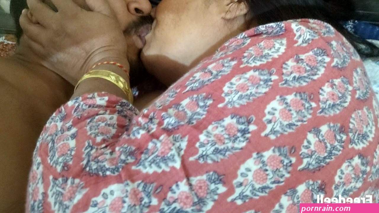 milf Bhabhi Fucked me 18
