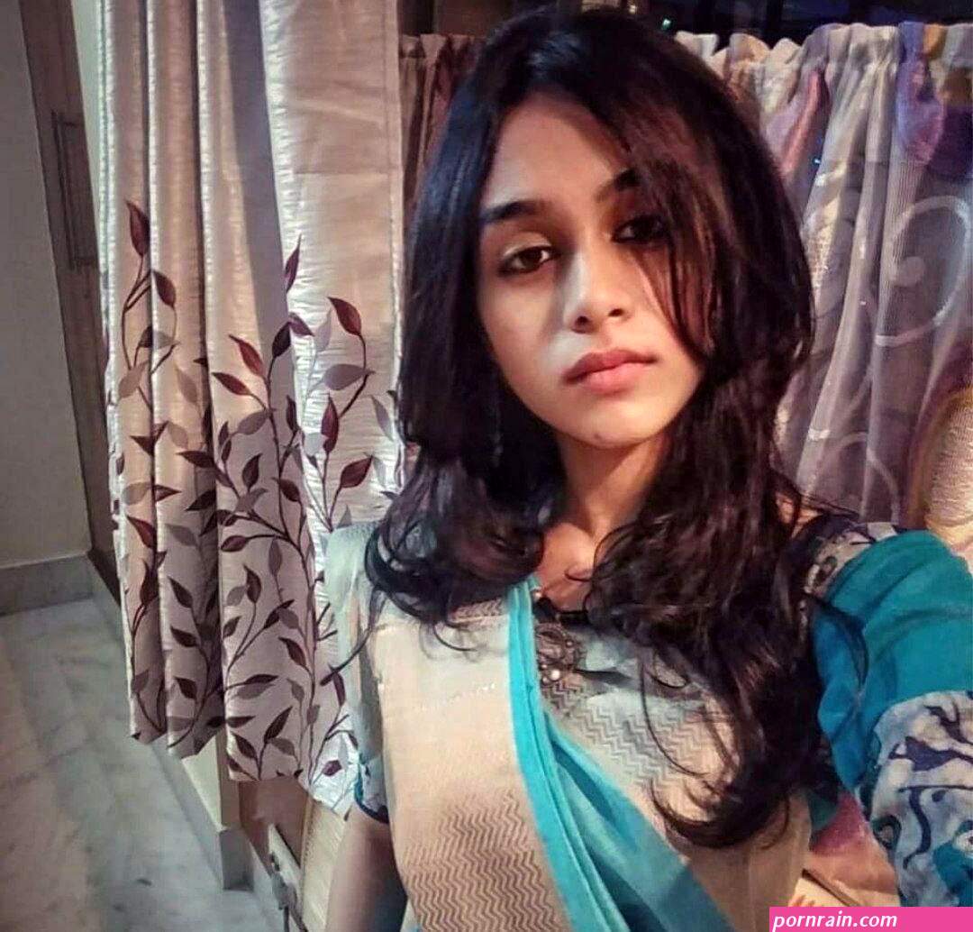 Beautiful Indian Girl Pic 40 pictures