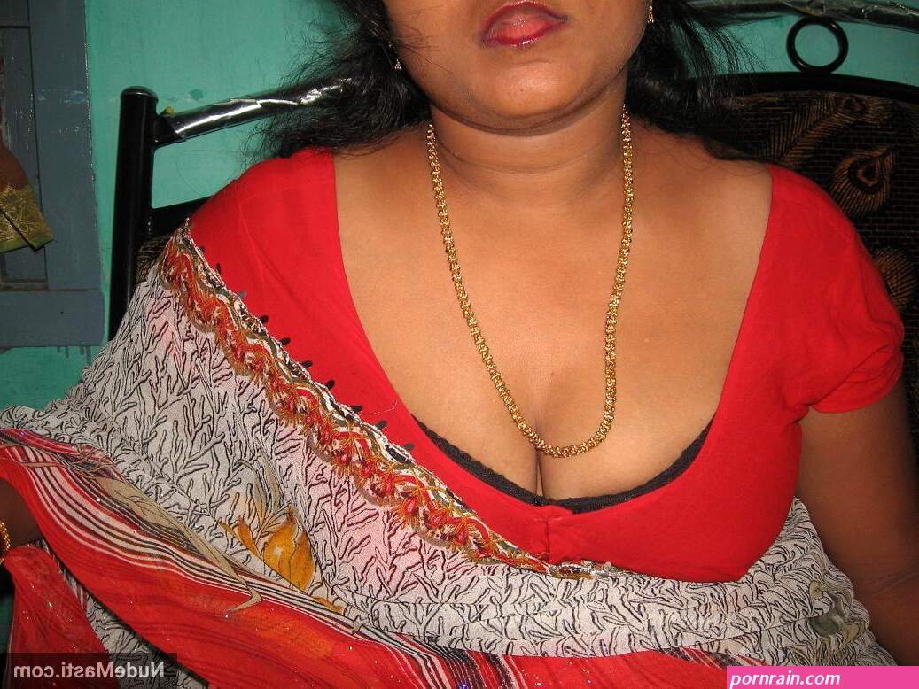 Nude Indian Aunties