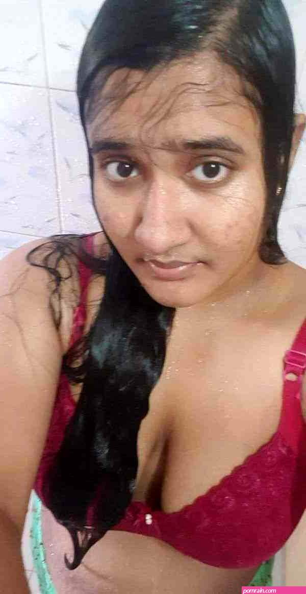 Desi hottest muslim girl pictures of titties all nude pics