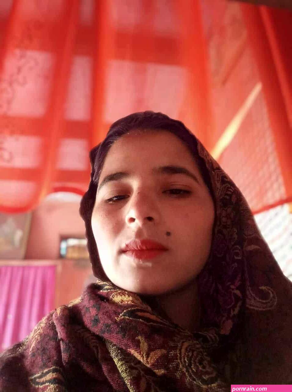 Muslim girl nude photos collection