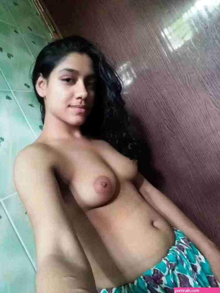 Desi girl nude photos to charge up your sex nerves