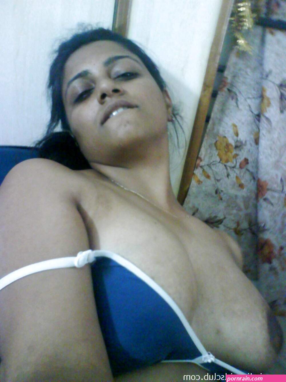 Usha Indian Girl Nude Sex Photos