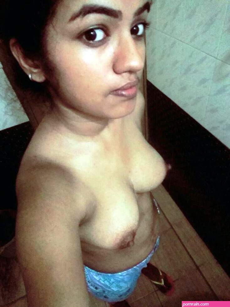 Stunning Teen Babes Desi Nude Indian XXX Photos Revealed