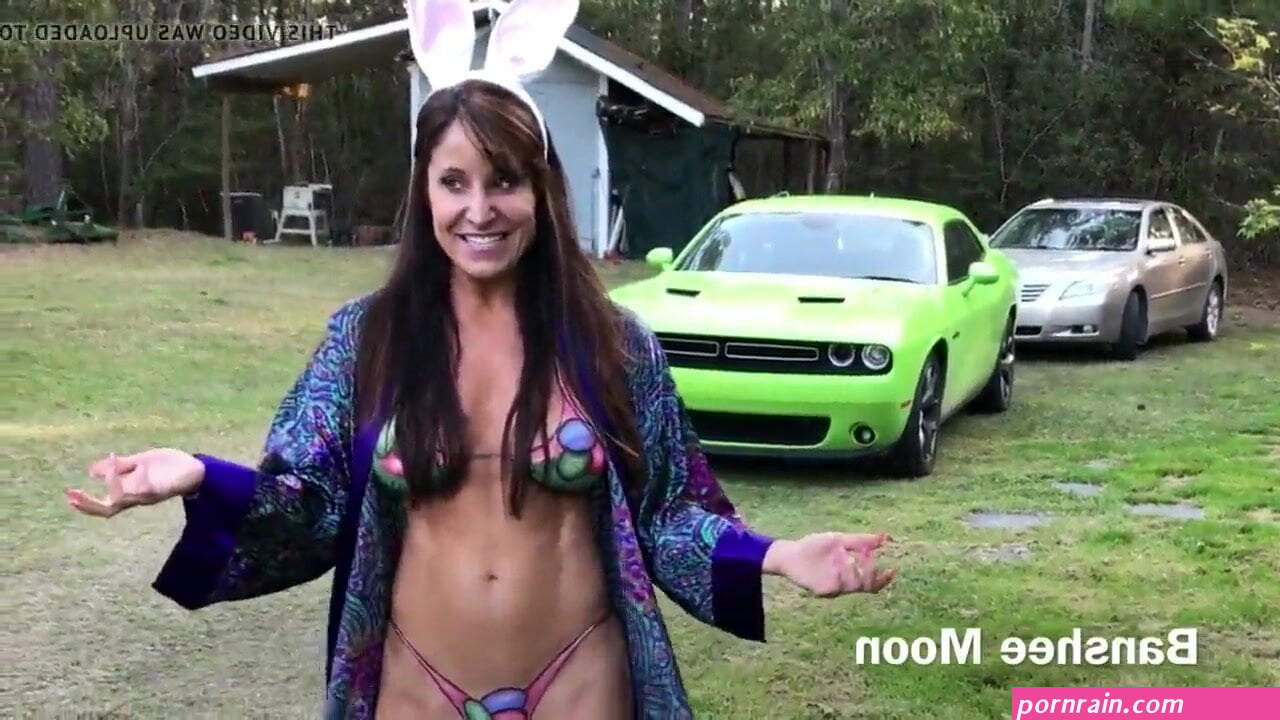 Hot slut with body paint