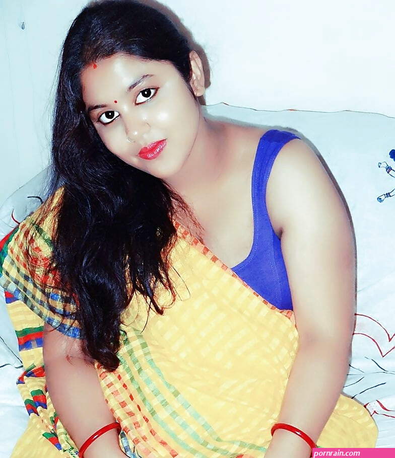 Bengali Mom