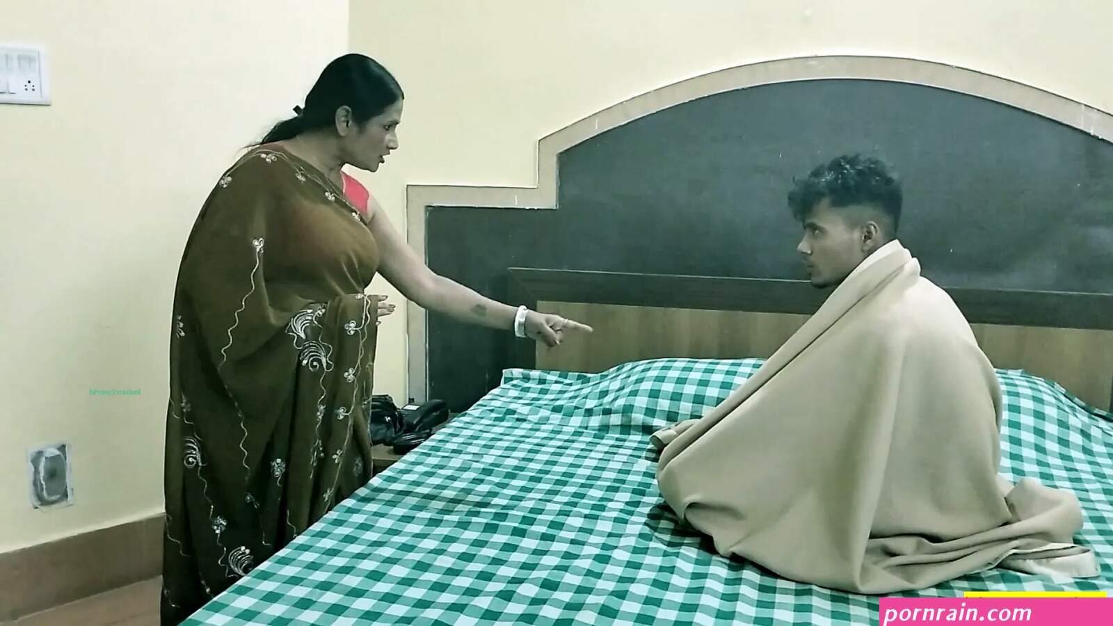 Indian Bengali stepmom hot rough sex with teen son! with clear audio watch online